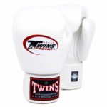 boxing-gloves-white-p16-17938_image